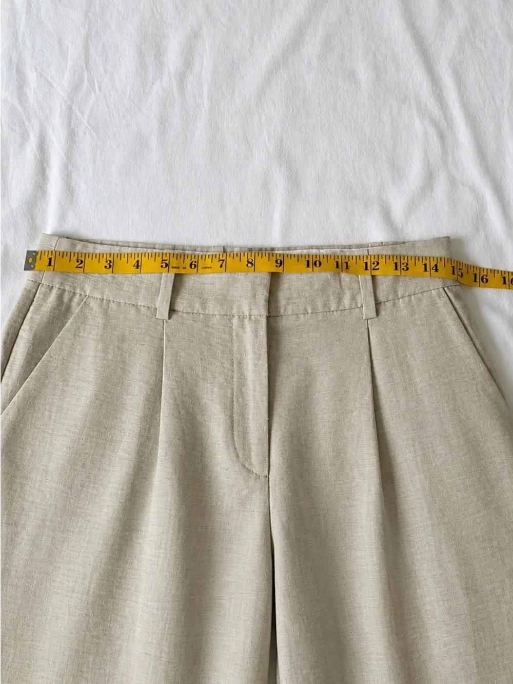 H&M Linen Blend Beige Wide Leg Pleated Trousers US 4